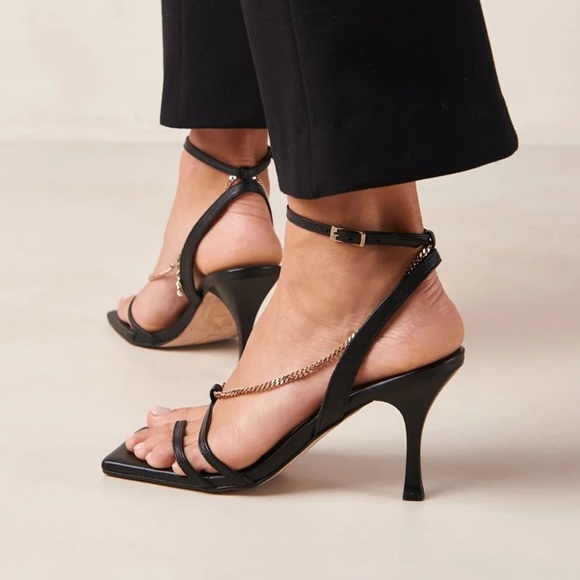 ALOHAS Straps Chain Leather Sandals Size 38 - Picture 4 of 10